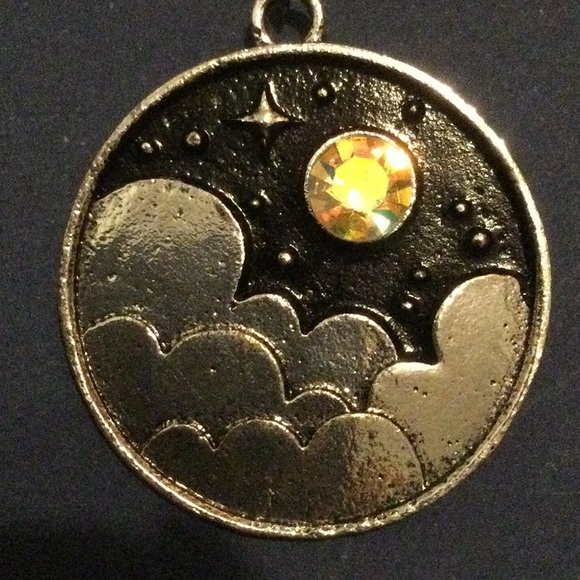 NEW Starry Night Pendant Necklace - Picture 5 of 10